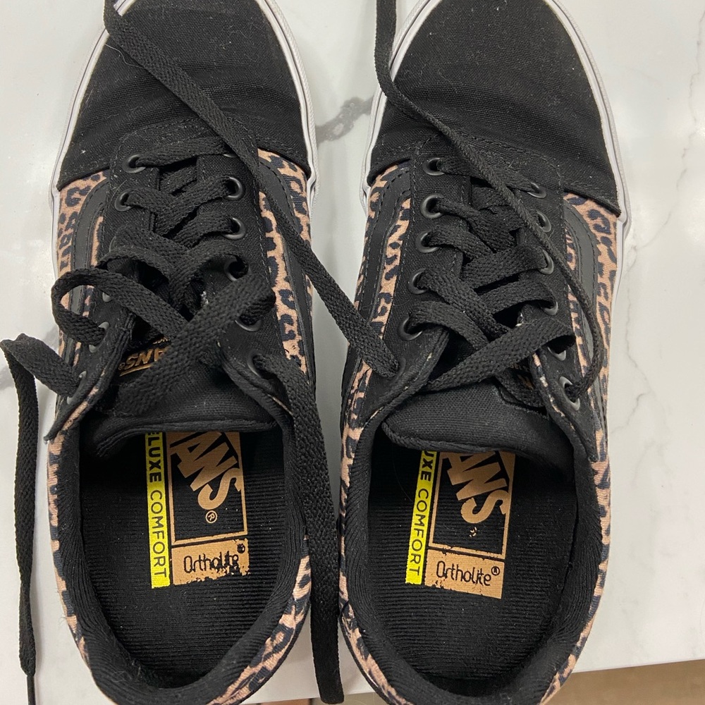 Leopard Vans 81/2